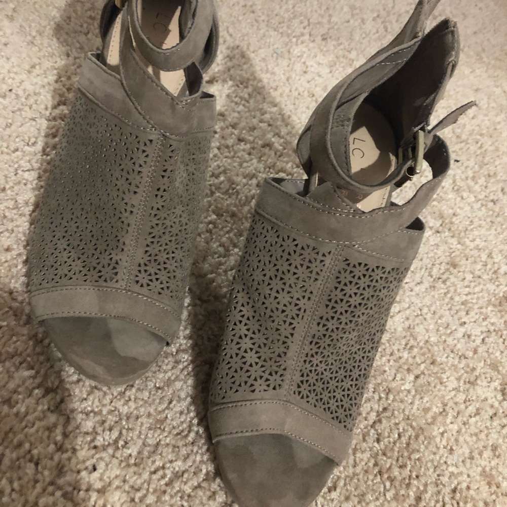 Lauren Conrad peep toe heels